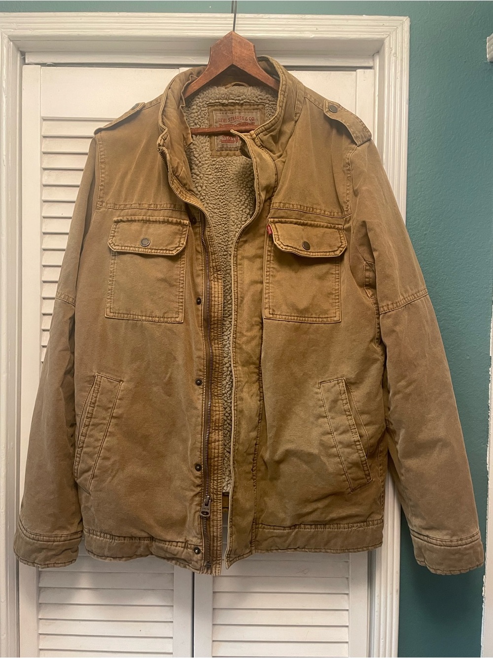 Levi's Men's Tan Canvas Field Jacket with Sherpa Lining
